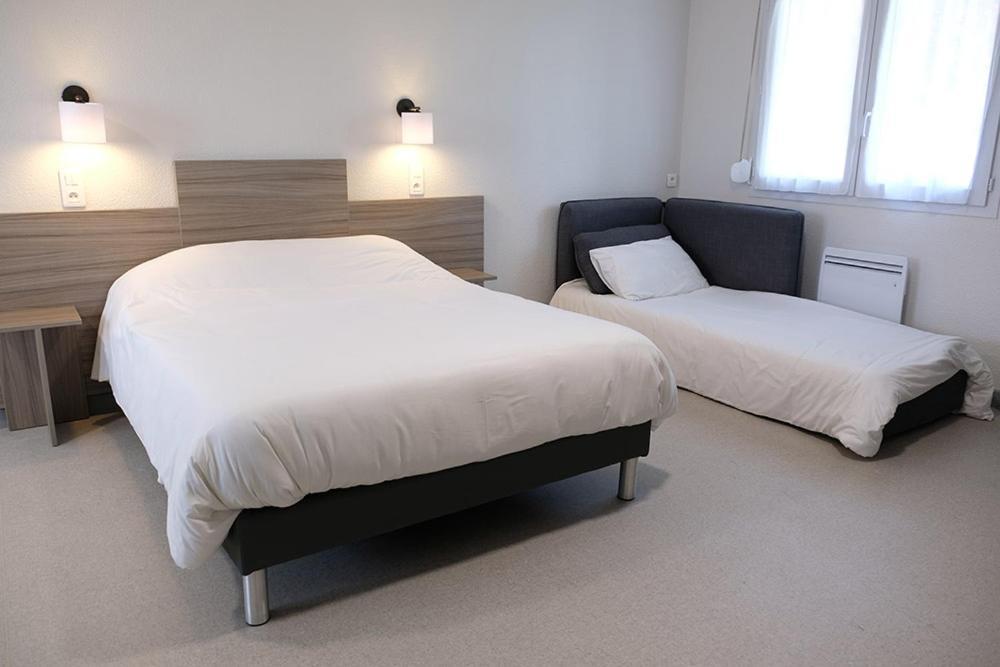 Les Quatre Vents Hotel Courpiere ภายนอก รูปภาพ
