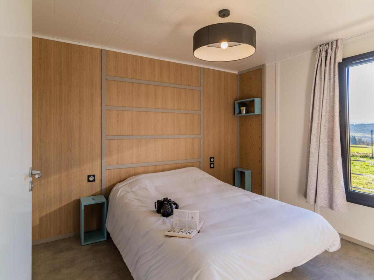 Les Quatre Vents Hotel Courpiere ภายนอก รูปภาพ