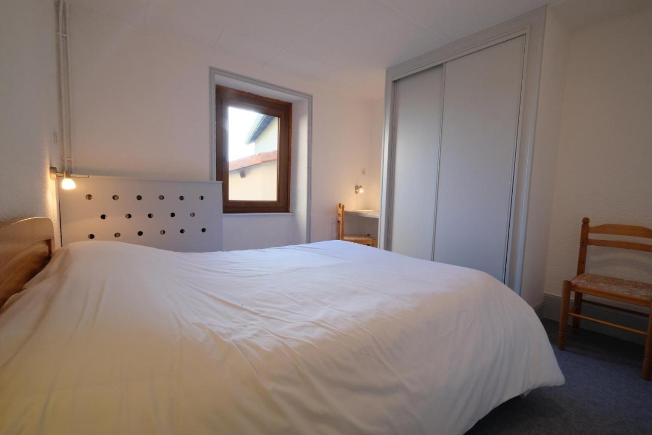 Les Quatre Vents Hotel Courpiere ภายนอก รูปภาพ